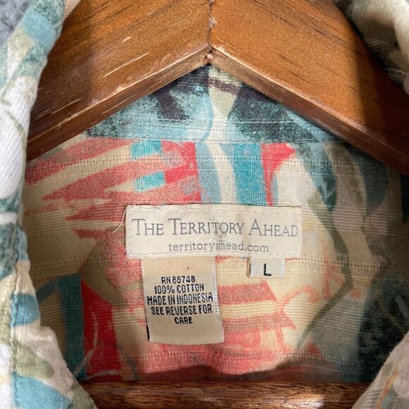 The Territory Ahead Shirt Men's Large Beige Green Blue Floral Button Up Hawaiian - Picture 4 of 8